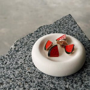 Pebble Tray